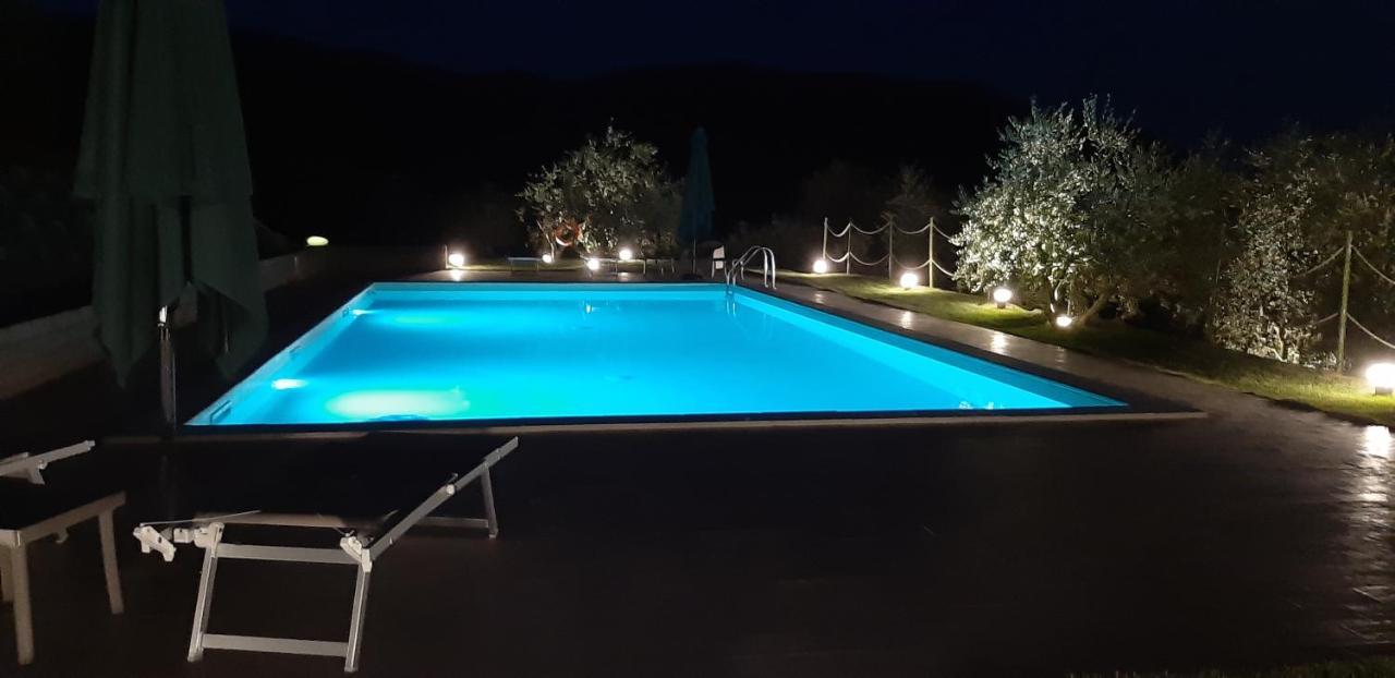 Casa Marconi Villa Vetriano ภายนอก รูปภาพ
