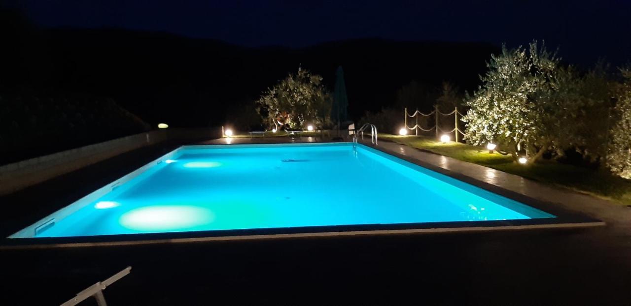 Casa Marconi Villa Vetriano ภายนอก รูปภาพ